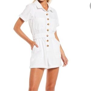 Gianni Bini Tori White Short Sleeve Button-Front Romper